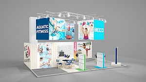 CAD-Visualisierung: Perspektivische Ansicht eines Messestands für die Firma Beco auf der Messe Fibo 2019 in Weiß mit blauen, türkisfarbenen und pinkfarbenen Akzenten. Über dem Stand hängen mehrere beleuchtete Würfel mit den Schriftzügen Aquatic Fitness, BECO und dem pinkfarbenen BECO-Sealife-Logo sowie einem Schwimmerfoto, darüber eine Traverse mit Scheinwerfern. Die Rückwand zeigt Fotos von Aqua-Fitness und die Schriftzüge BEactive, Aquatic Fitness und No Limits. In der Mitte ein Pult mit dem Logo BECO aqua college und ein Monitor, dazu weiße Warenträger, geschwungene weiße Sitzbänke und Barhocker. CAD-Visualisierung erstellt von Torsten Kraus.